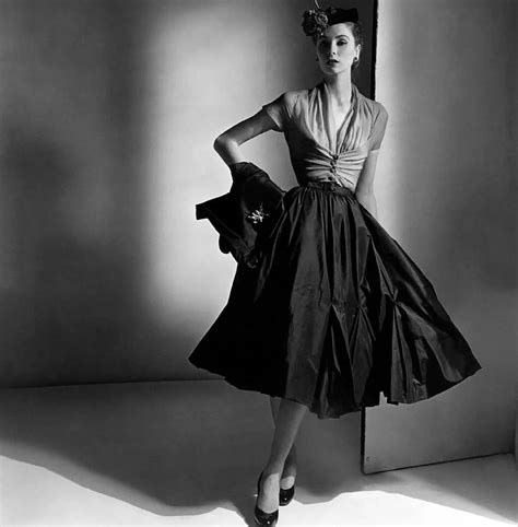 why did christian dior start designing|Christian Dior most famous design.